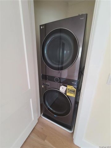 71 Longview Avenue, White Plains, NY 10605