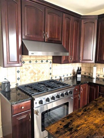 71 Longview Avenue, White Plains, NY 10605