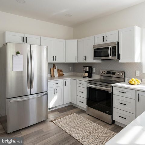 10605 BENCHMARK RD, Fredericksburg, VA 22408