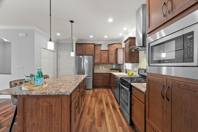 1405 Scenic View Lane, Grayslake, IL 60030