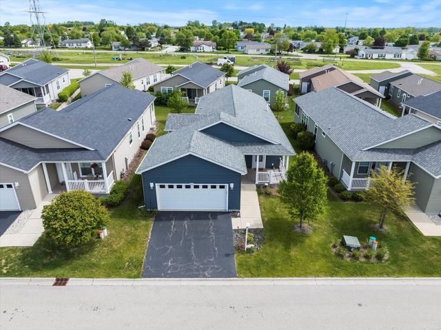 1405 Scenic View Lane, Grayslake, IL 60030