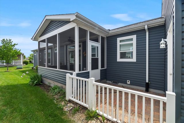 1405 Scenic View Lane, Grayslake, IL 60030