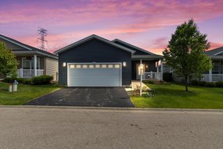 1405 Scenic View Lane, Grayslake, IL 60030