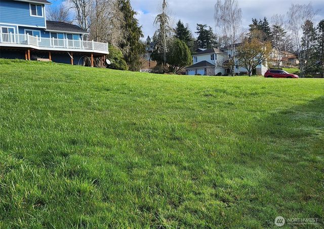 3023 Pawnee Drive, Bremerton, WA 98310