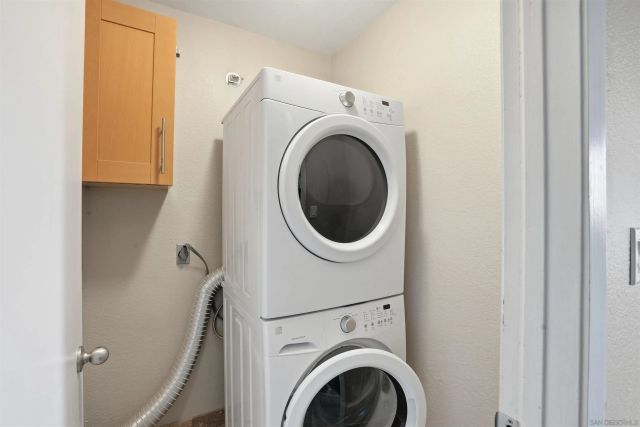 1226 Country Club, Escondido, CA 92029