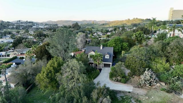 1226 Country Club, Escondido, CA 92029