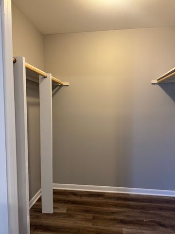 2251 Seven Mile Ferry Rd Apt 14, Clarksville, TN 37040