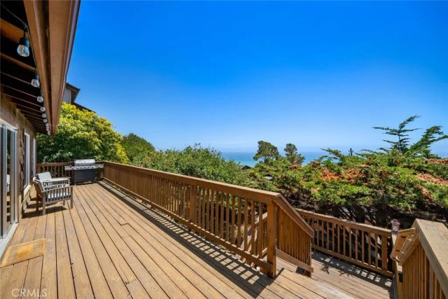 1799 Saint Thomas Avenue, Cambria, CA 93428
