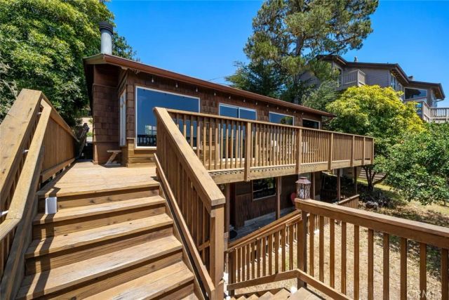 1799 Saint Thomas Avenue, Cambria, CA 93428
