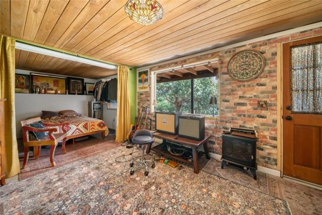 1799 Saint Thomas Avenue, Cambria, CA 93428