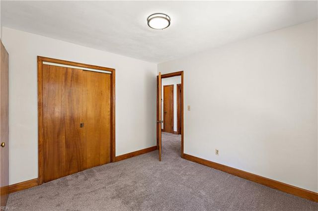 724 Bells Mill RD, Chesapeake, VA 23322