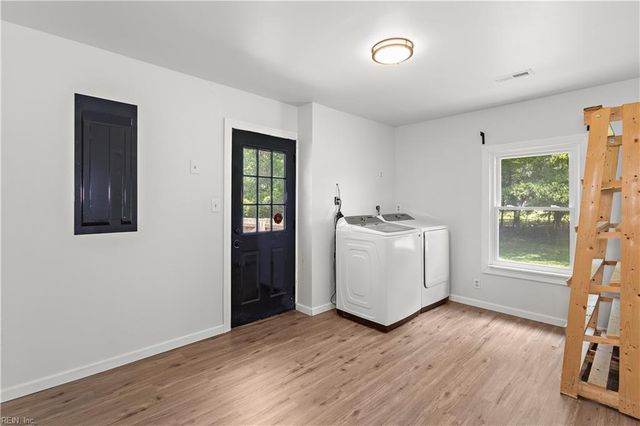 724 Bells Mill RD, Chesapeake, VA 23322