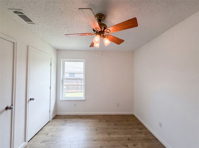 4700 Maryannes Meadow Drive, Fort Worth, TX 76135