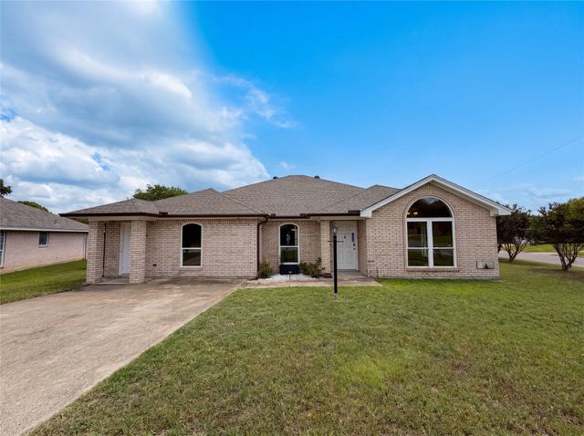 4700 Maryannes Meadow Drive, Fort Worth, TX 76135