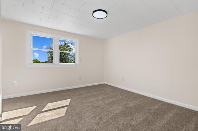 2906 FLORIDA AVE, Baltimore, MD 21227