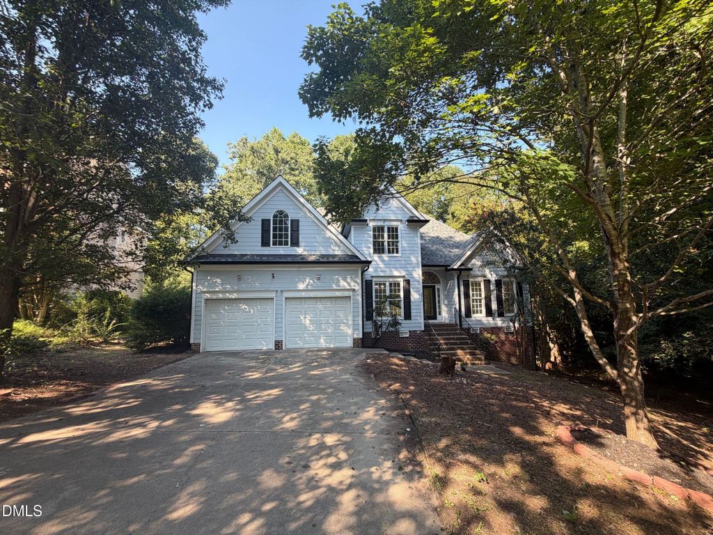 2916 Woodslope Drive, Raleigh, NC 27610