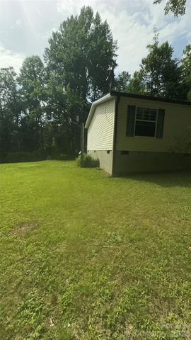 294 E Lester Lane, Hendersonville, NC 28739