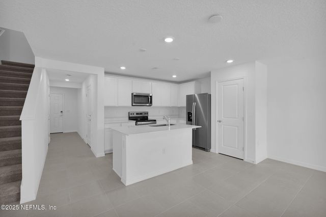 1872 NORMANDY PINES Lane, Jacksonville, FL 32221