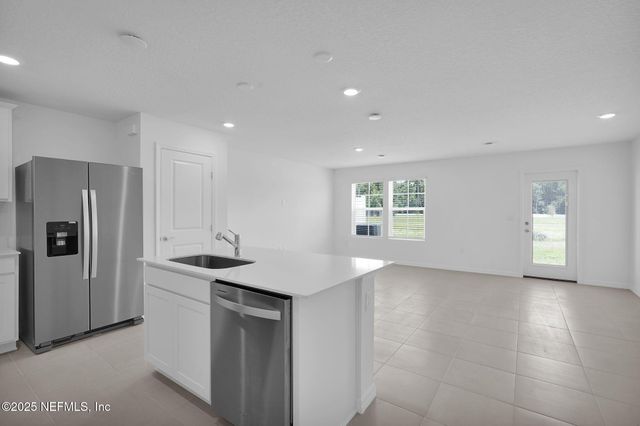 1872 NORMANDY PINES Lane, Jacksonville, FL 32221