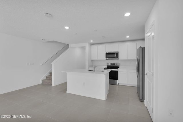 1872 NORMANDY PINES Lane, Jacksonville, FL 32221