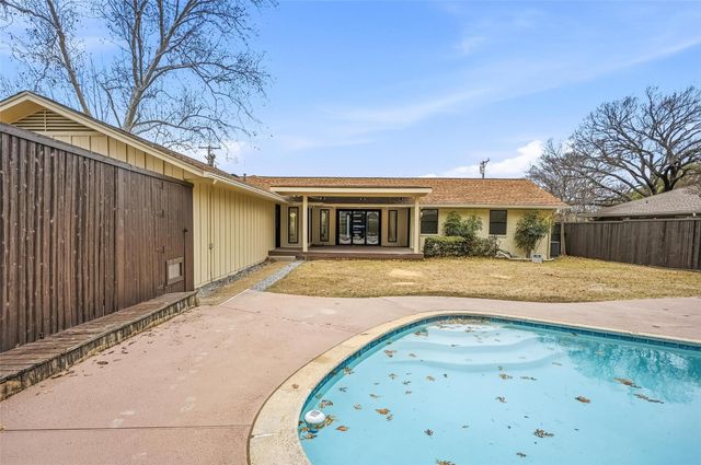 822 Belt Line Plaza, Richardson, TX 75080