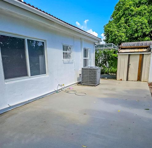 18321 NE 20TH Place, North Miami Beach, FL 33179