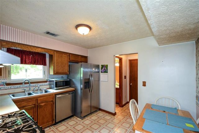 183 Timothy Lane NW, Lilburn, GA 30047