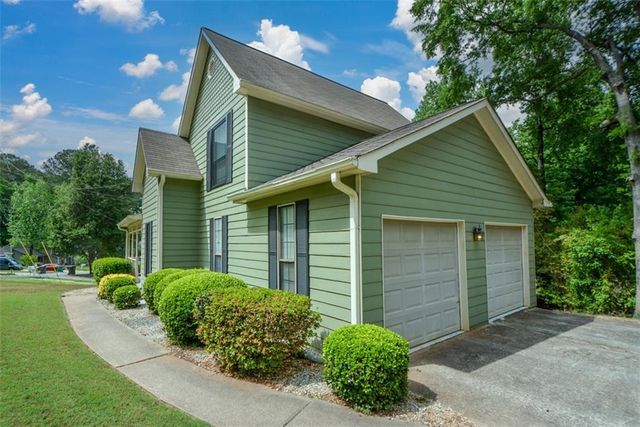 183 Timothy Lane NW, Lilburn, GA 30047