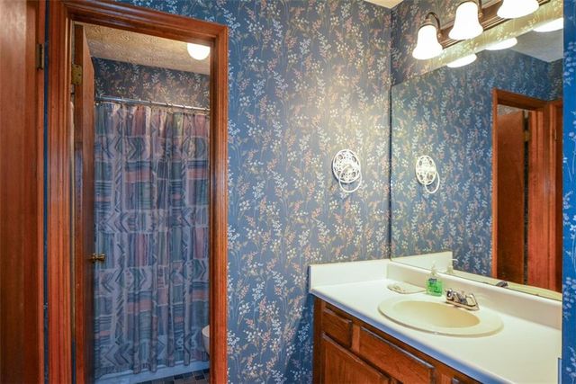 183 Timothy Lane NW, Lilburn, GA 30047