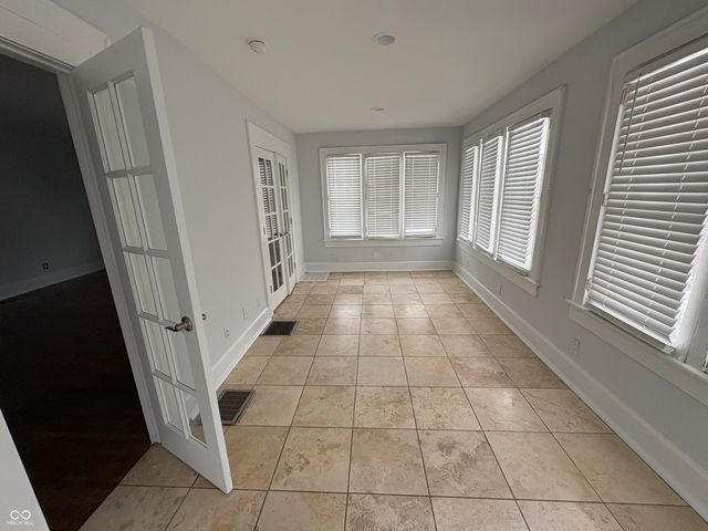 3236 Central Avenue, Indianapolis, IN 46205
