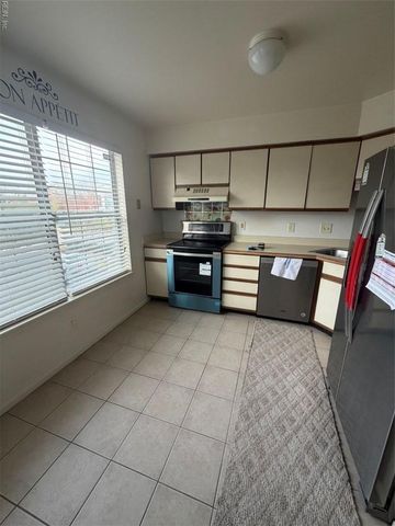 616 Shoreham CT, Virginia Beach, VA 23451