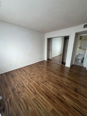 616 Shoreham CT, Virginia Beach, VA 23451