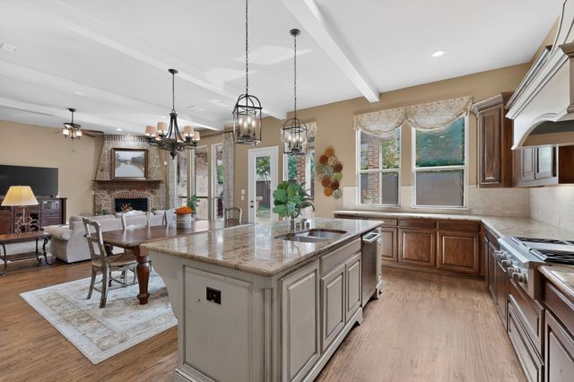 3989 Benchmark Lane, Frisco, TX 75034