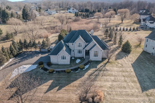 56 Autumn Chase Drive, Hopewell Junction, NY 12533