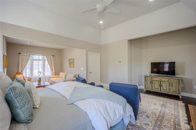 56 Autumn Chase Drive, Hopewell Junction, NY 12533