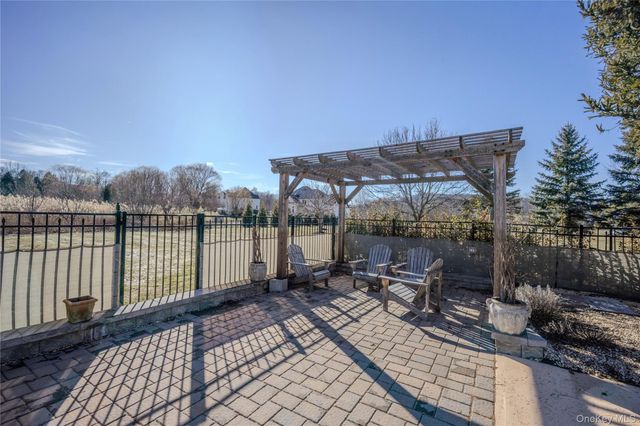 56 Autumn Chase Drive, Hopewell Junction, NY 12533