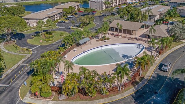 9994 N Belfort Cir 210, Tamarac, FL 33321