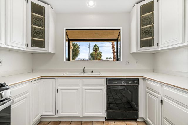 30320 Travis Avenue, Cathedral City, CA 92234