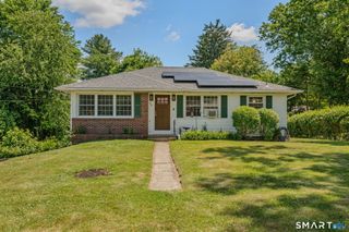 40 Porach Road, Montville, CT 06382