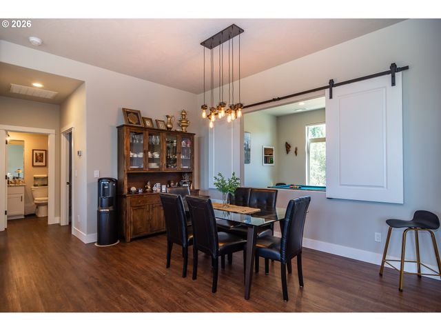 1232 SOUTHRIDGE Way, Roseburg, OR 97470