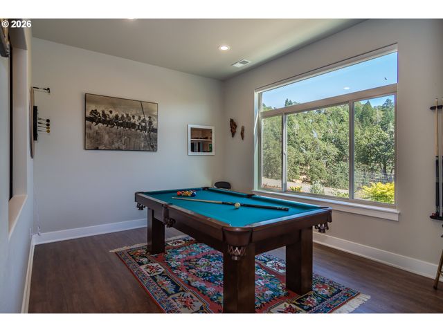 1232 SOUTHRIDGE Way, Roseburg, OR 97470