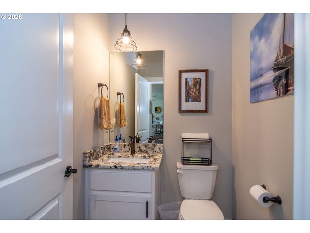 1232 SOUTHRIDGE Way, Roseburg, OR 97470