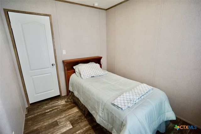 1502 W Monroe Avenue, Port O'connor, TX 77982