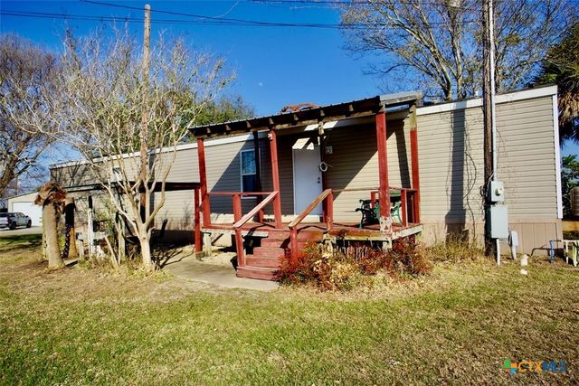 1502 W Monroe Avenue, Port O'connor, TX 77982