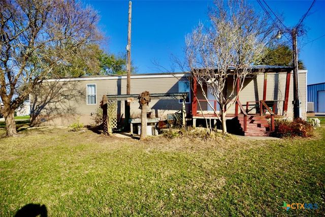 1502 W Monroe Avenue, Port O'connor, TX 77982