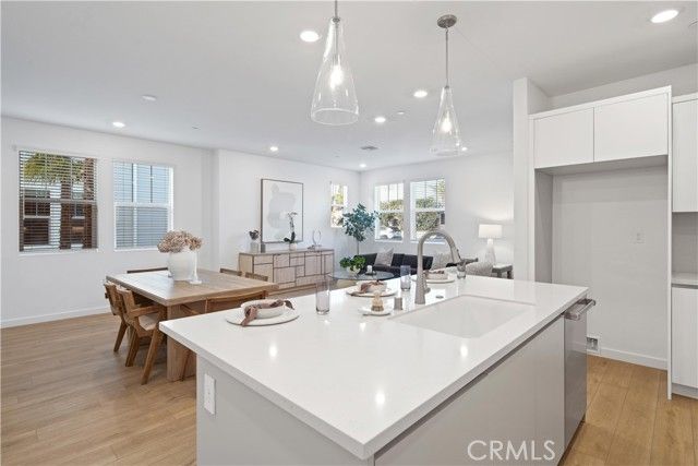 2352 Channel Drive 101, Ventura, CA 93003