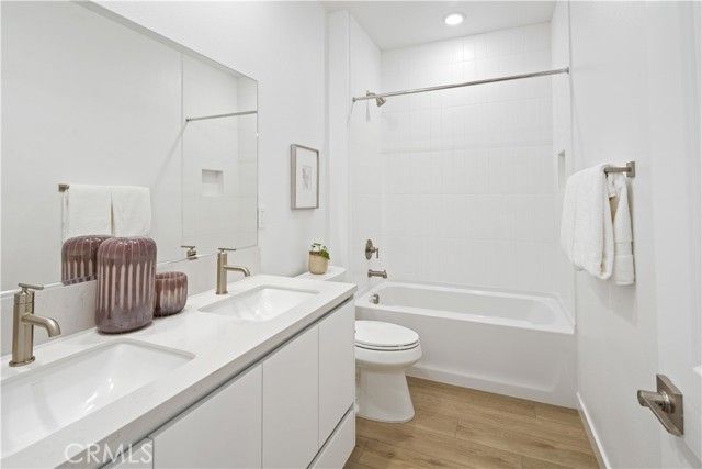 2352 Channel Drive 101, Ventura, CA 93003