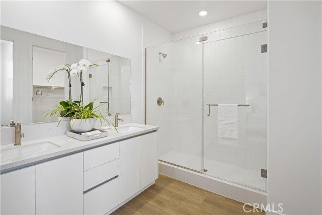 2352 Channel Drive 101, Ventura, CA 93003