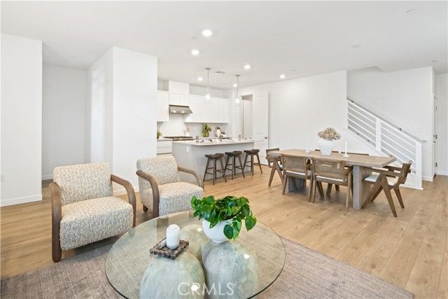 2352 Channel Drive 101, Ventura, CA 93003