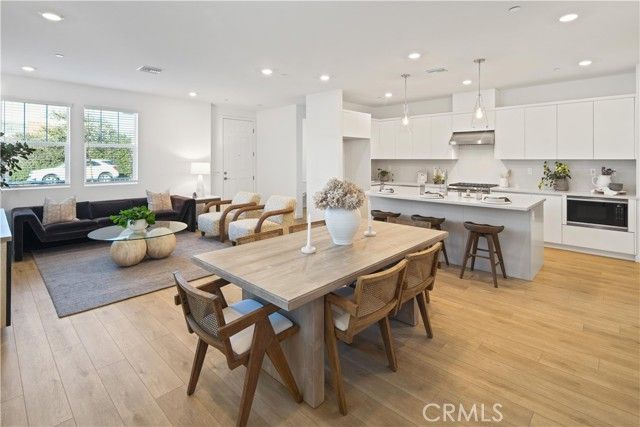 2352 Channel Drive 101, Ventura, CA 93003